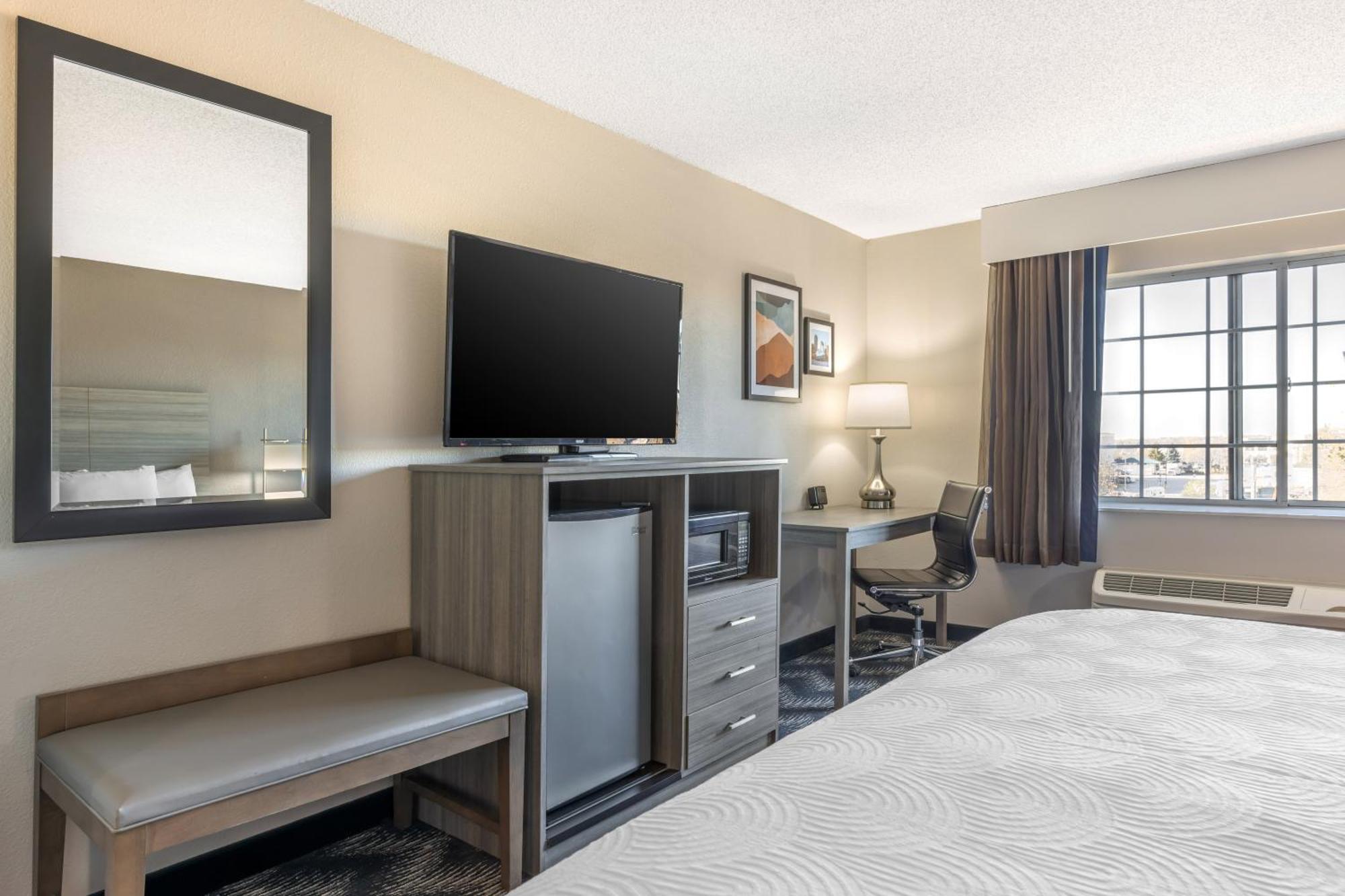 Country Inn & Suites By Radisson Bolingbrook, I-55 ภายนอก รูปภาพ
